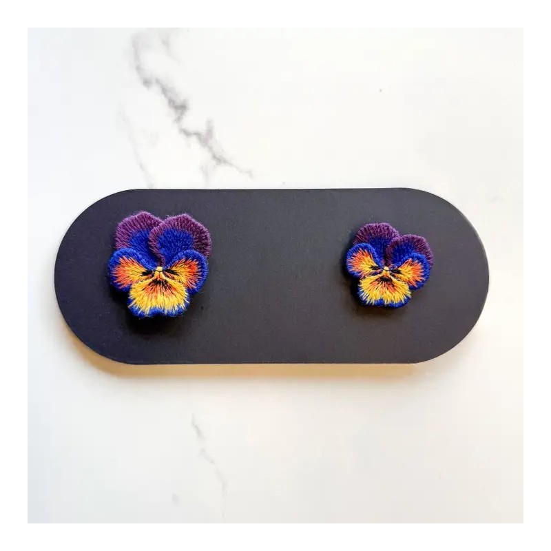 Broches brodées - Botanopia - 2 pins florale violette