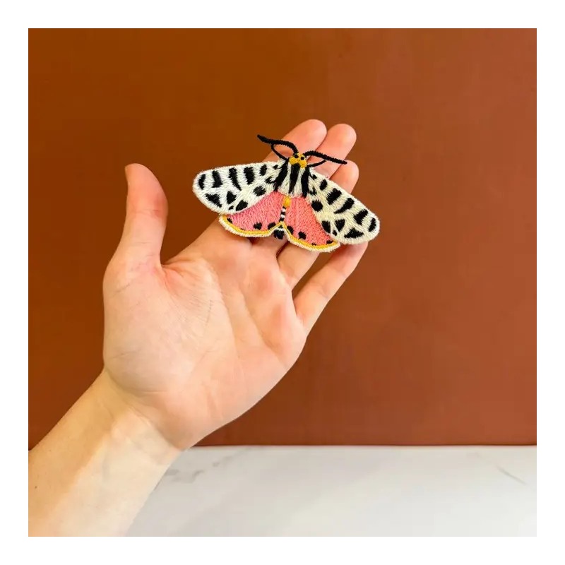 Broche brodée - Botanopia - papillon tigre