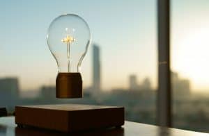 Lampe FLYTE - Lampe qui vole - Luminaire design - L'interprète Concept Store